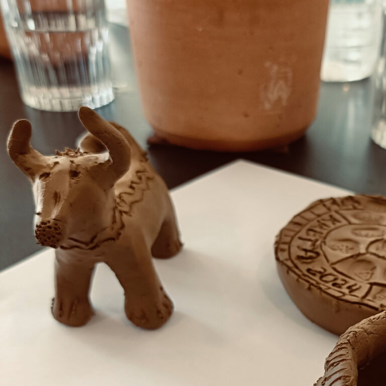 Make your own pottery workshop at Grecotel Creta Palace
