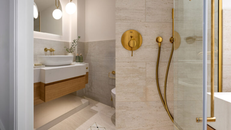 Bathroom with walk-in shower in the Superior Room at Filoxenia Kalamata
