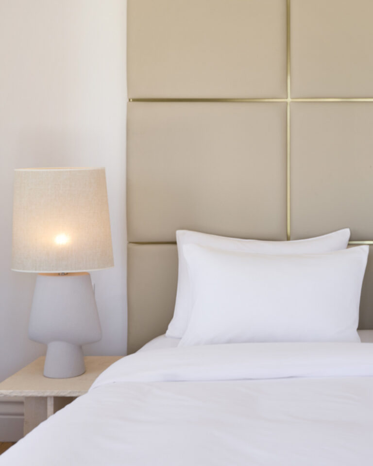 Accommodation details of the Seafront Deluxe Suite