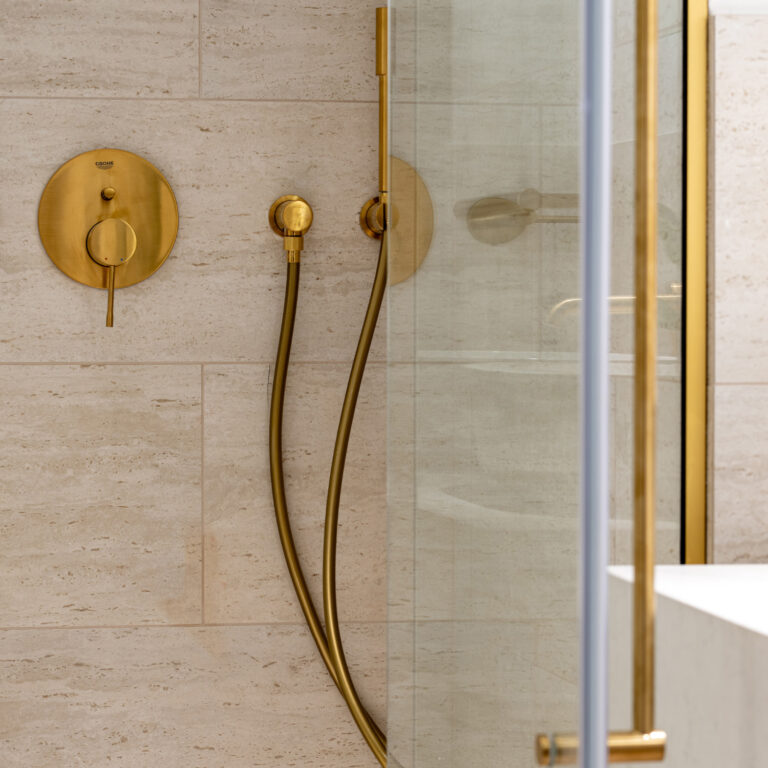 Bathroom details in the Deluxe Family Suite at Filoxenia Kalamata