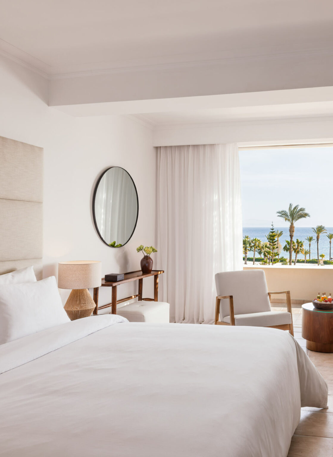 Double room with side sea view